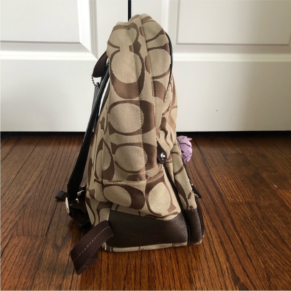 Coach Signature Backpack - Picture 2 of 4